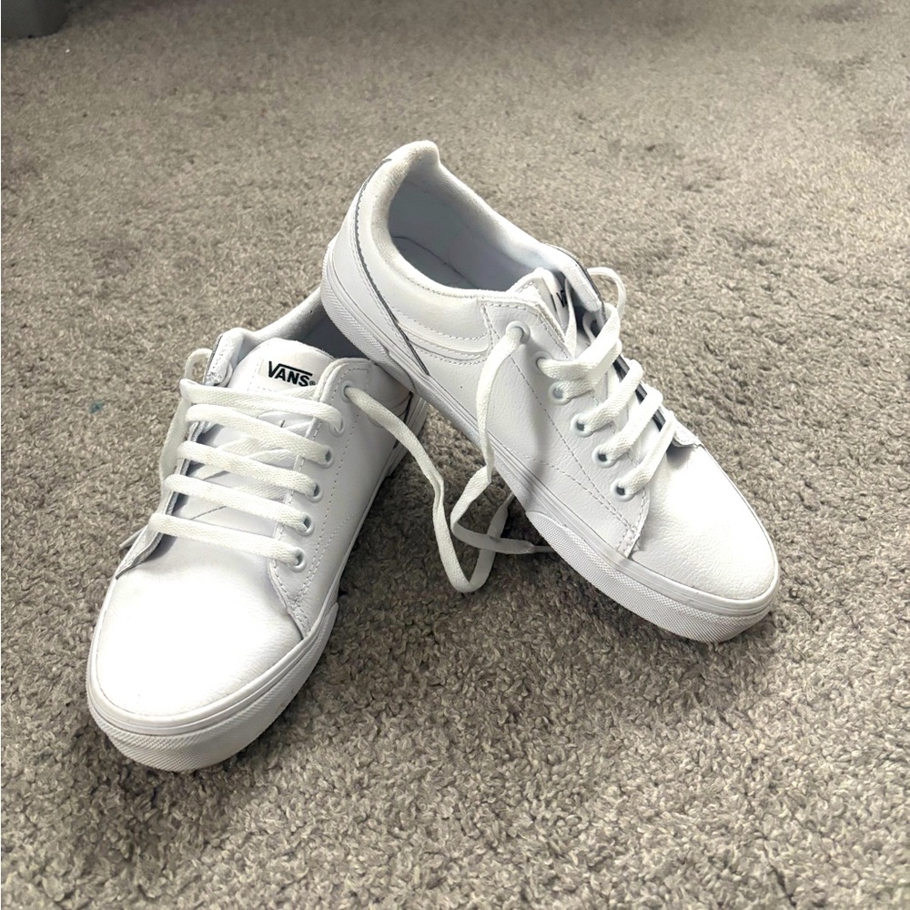 Vans Classic White Sneakers Sz 8